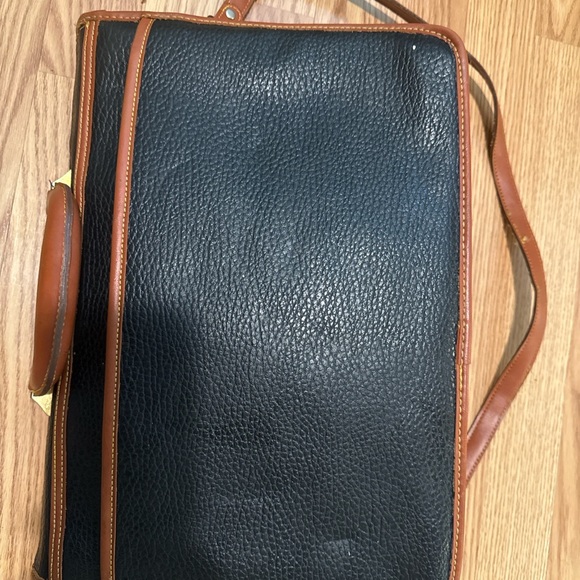Dooney & Bourke “All-Weather Leather Executive Briefcase” - Picture 7 of 8